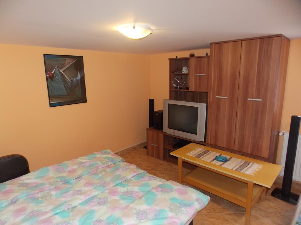 Szonja Apartman Egerszalók Exterior foto