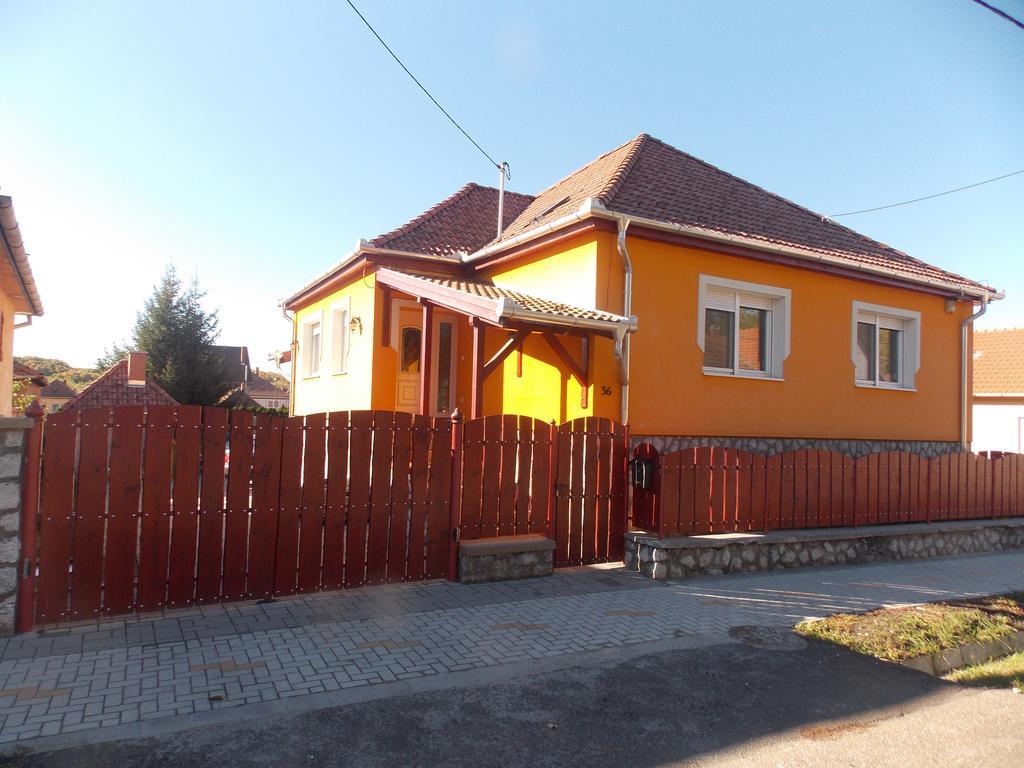 Szonja Apartman Egerszalók Exterior foto